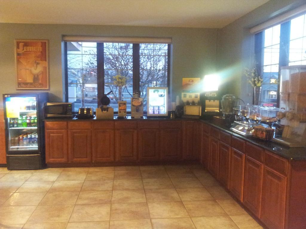 Belvedere Inn Schenectady - Albany المظهر الخارجي الصورة