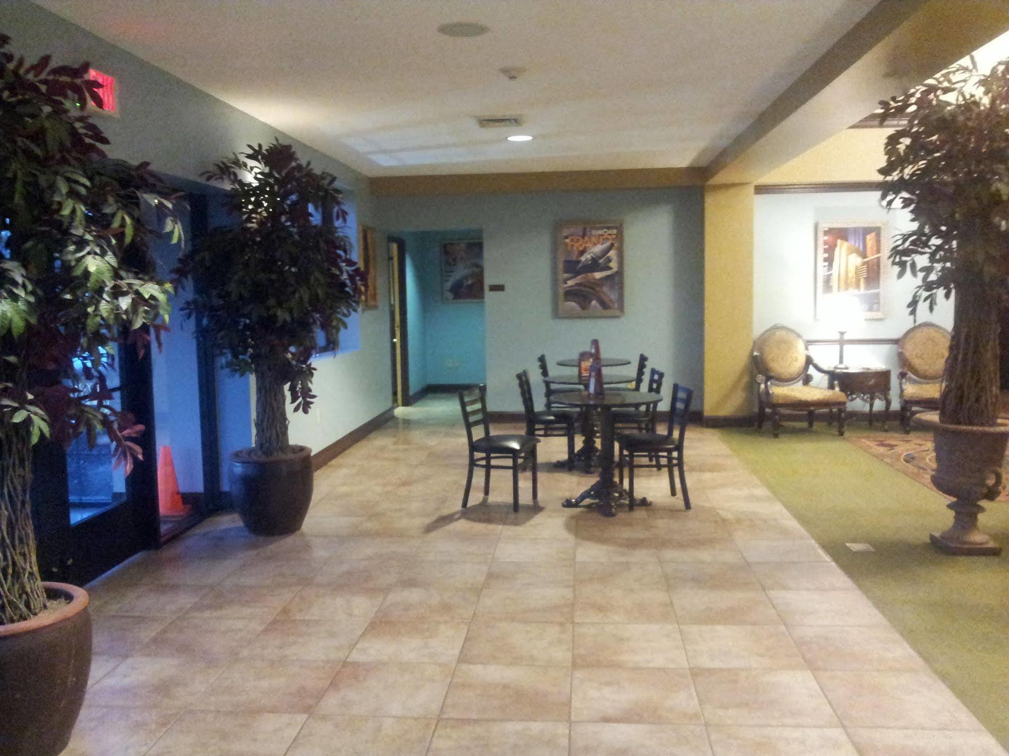 Belvedere Inn Schenectady - Albany المظهر الخارجي الصورة